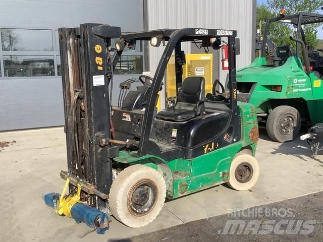 Yale GTP050MX أخرى