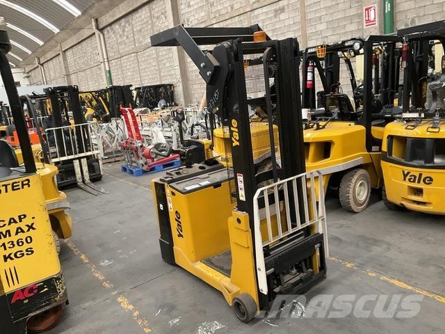 Yale MC10 شاحنة يدوية بمنصة نقالة