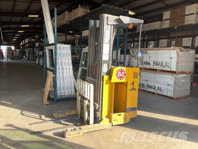 Yale NR040AEN شاحنات ذات رافعات شوكية - أخرى