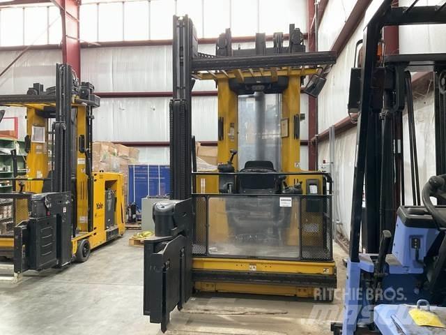 Yale NTA030SB معدات الرفع متوسط المستوى