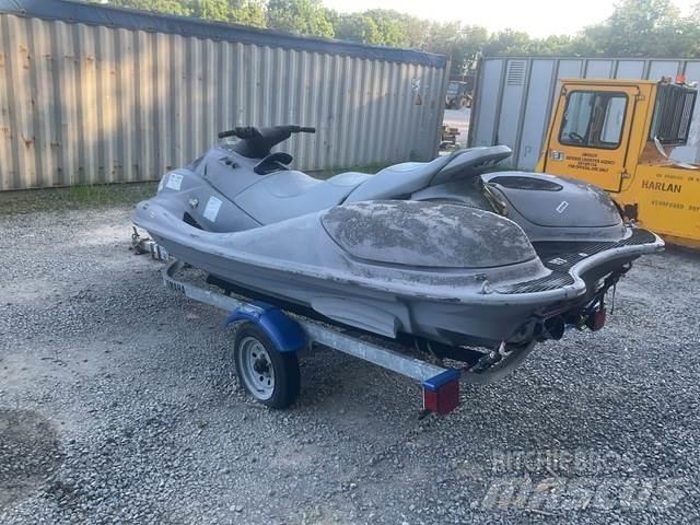 Yamaha  زوارق العمل / مراكب شحن