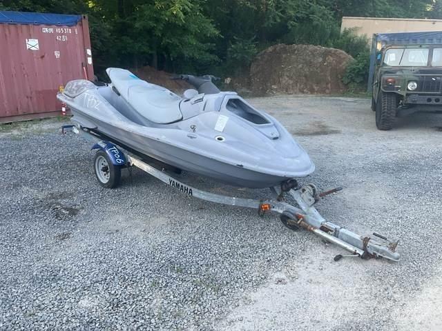 Yamaha  زوارق العمل / مراكب شحن