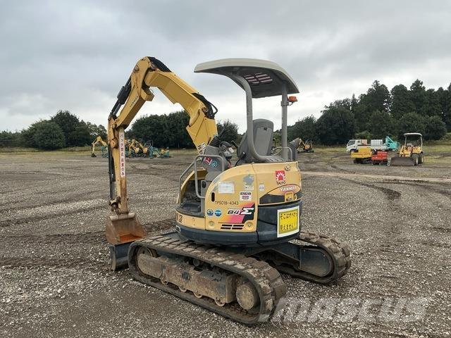 Yanmar B4-6A حفارات صغيرة أقل من 7 طن (حفارات صغيرة)