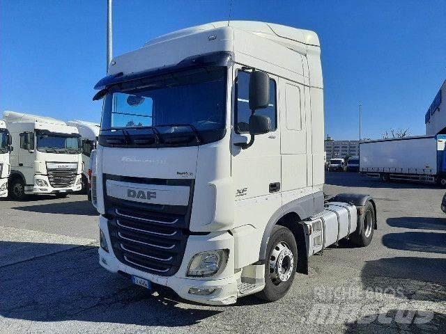 DAF XF460 وحدات الجر