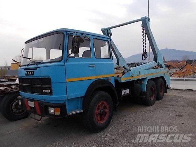 Fiat 697 NP شاحنات الرافعات الخطافية