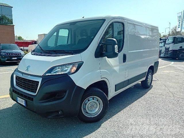 Peugeot BOXER هيكل صندوقي