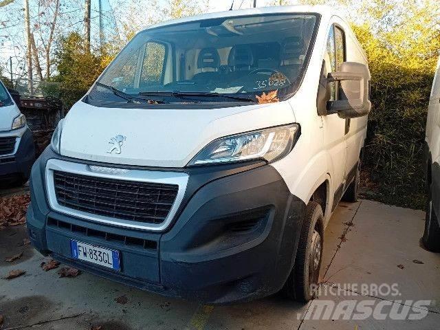 Peugeot BOXER هيكل صندوقي