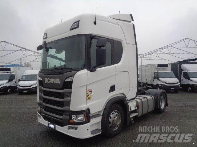 Scania R450 وحدات الجر