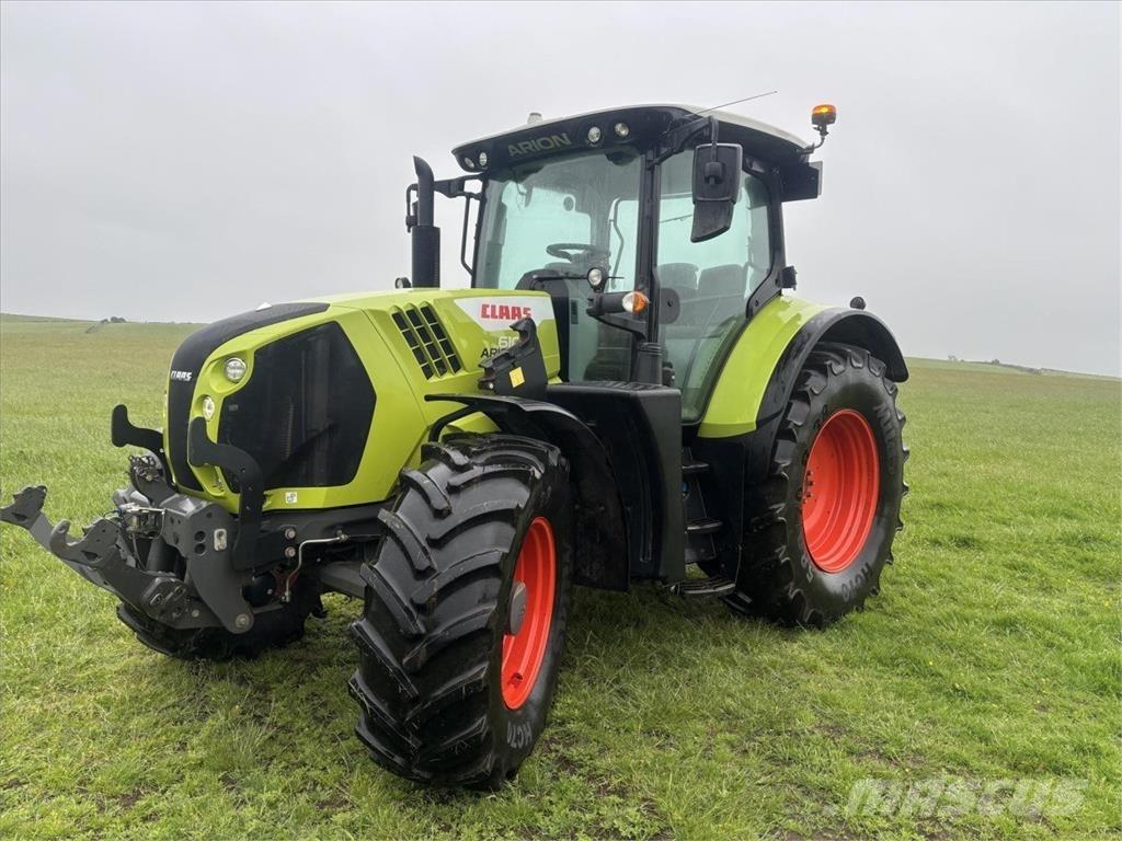 CLAAS ARION 610 الجرارات