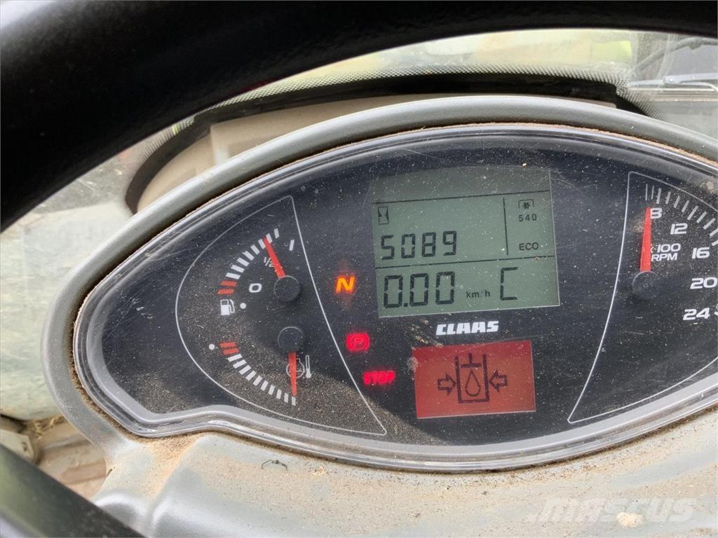 CLAAS ARION 620 الجرارات