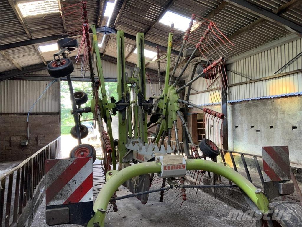 CLAAS LINER 2900 مكابس وميبسات التبن