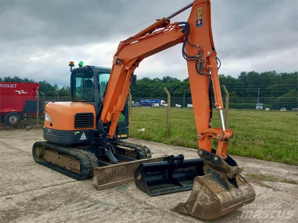 Develon DX63 ماكينات زراعية أخرى