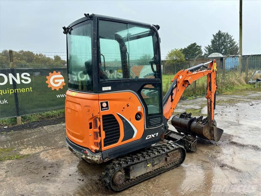 Develon USED DX19 ماكينات زراعية أخرى