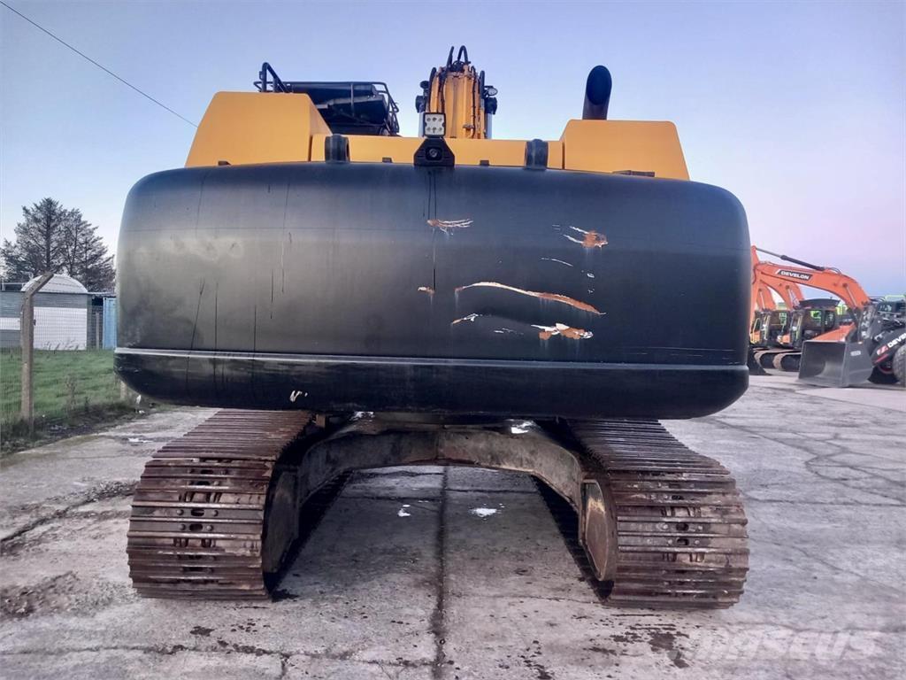 JCB JS300LC 4F ماكينات زراعية - غير ذلك