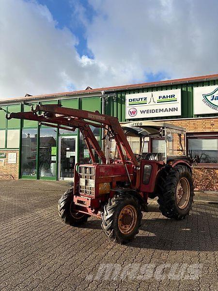 IHC 533A الجرارات