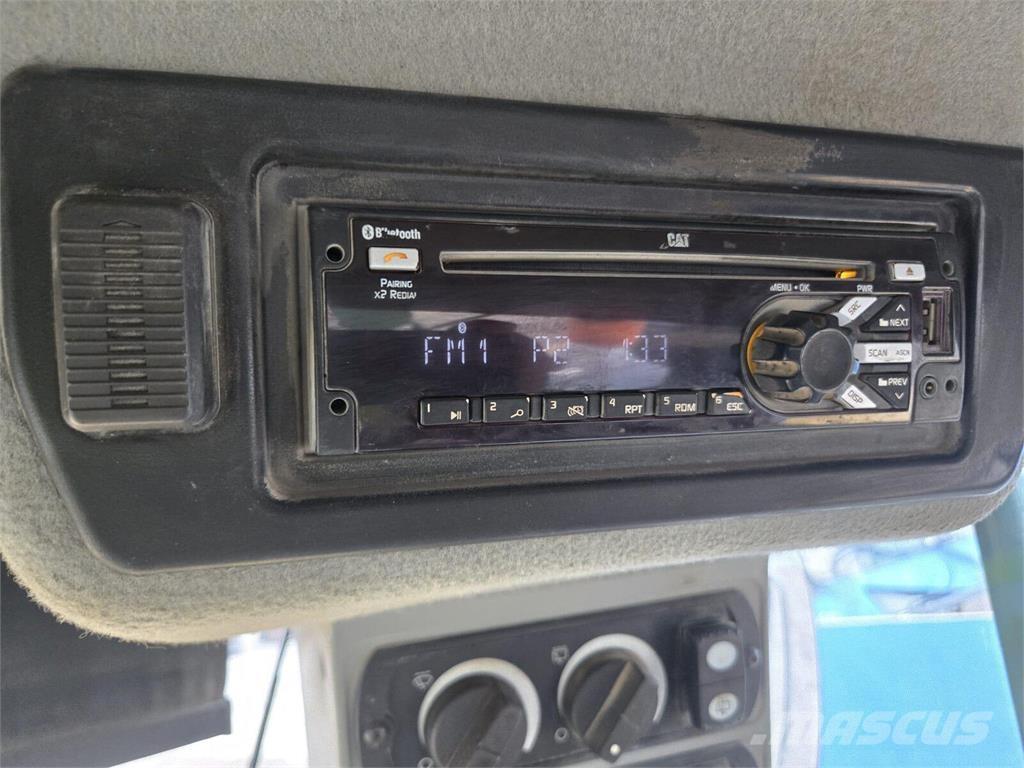 CAT 966MXE لوادر بعجل