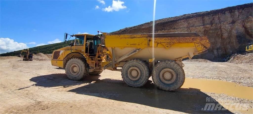 Volvo A35D ساحبات مفصلية