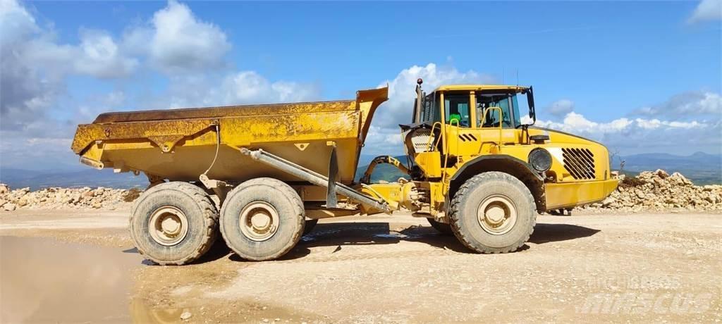 Volvo A35D ساحبات مفصلية