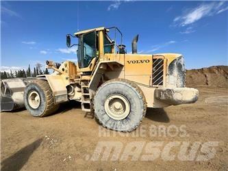 Volvo L180F لوادر بعجل