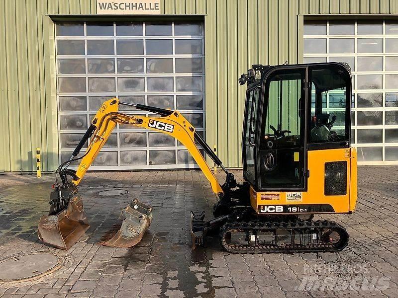 JCB 19C-1 حفارات زحافة