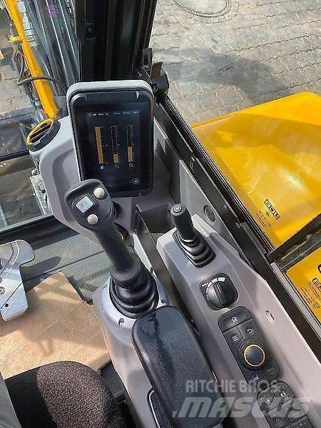 JCB 56Z حفارات زحافة