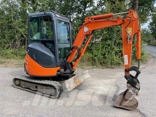 Hitachi ZX 22 حفارات وسط 7 طن - 12 طن