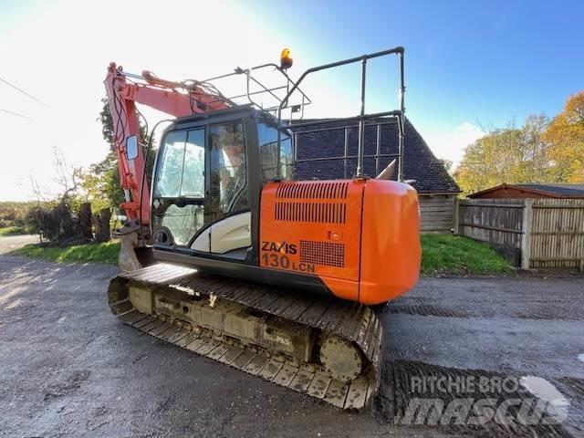 Hitachi ZX130-5B حفارات زحافة