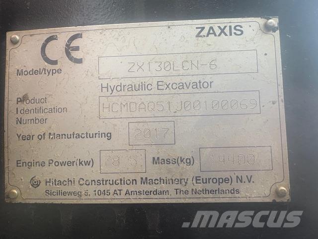 Hitachi ZX130-6 حفارات زحافة