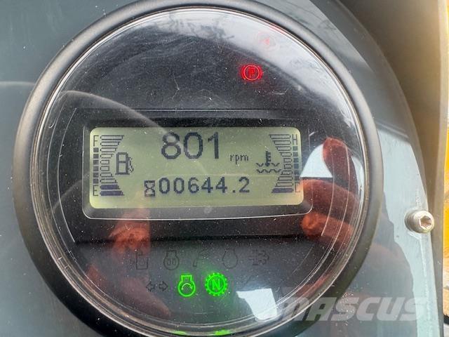 Mecalac 9MDX عربات نقل قلابة للمواقع