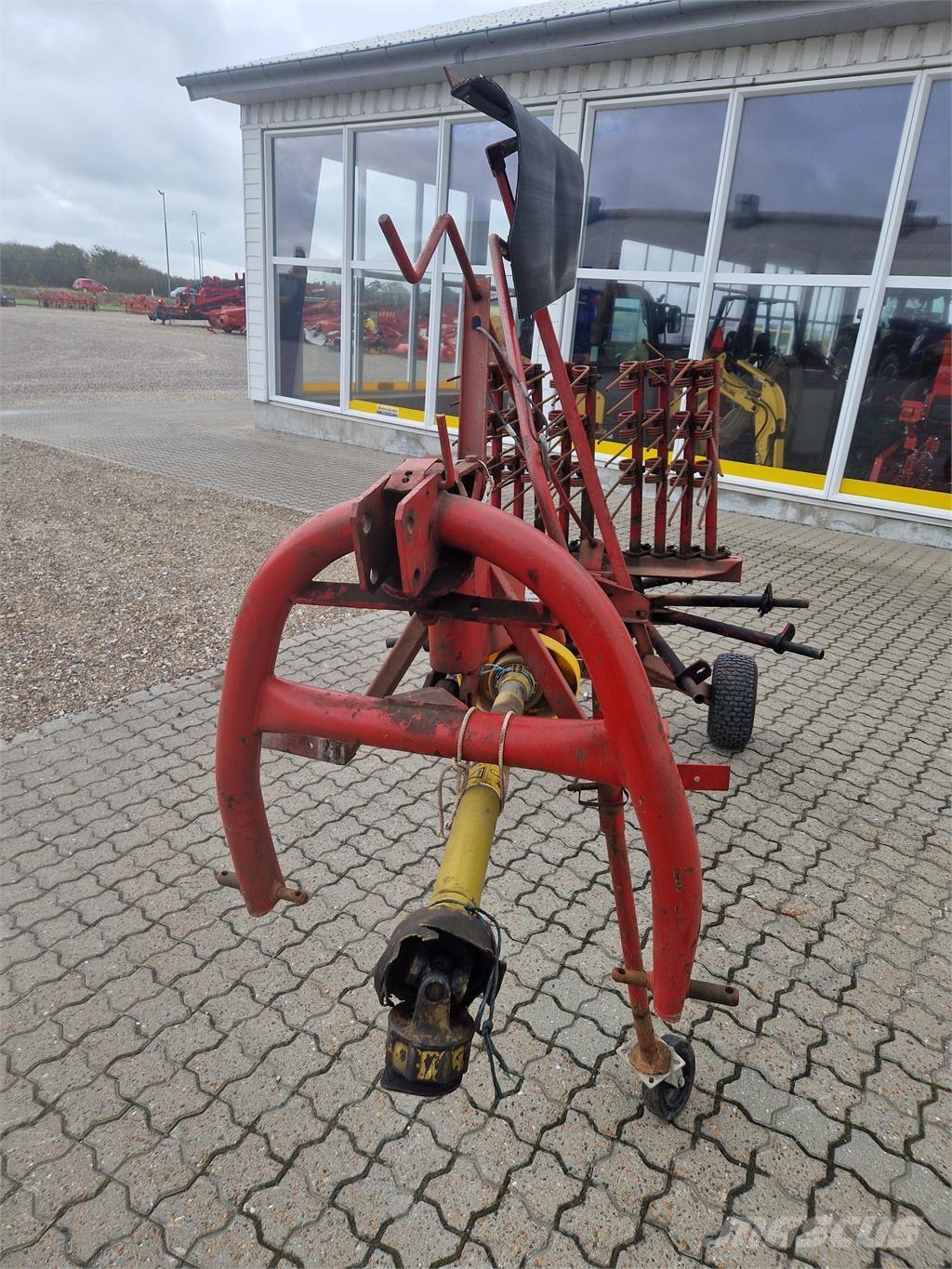  3 METER RIVE مكابس وميبسات التبن