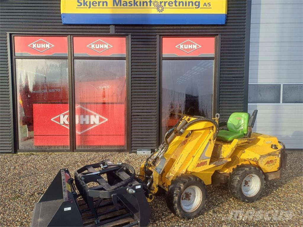 Avant 520T لوادر صغيرة