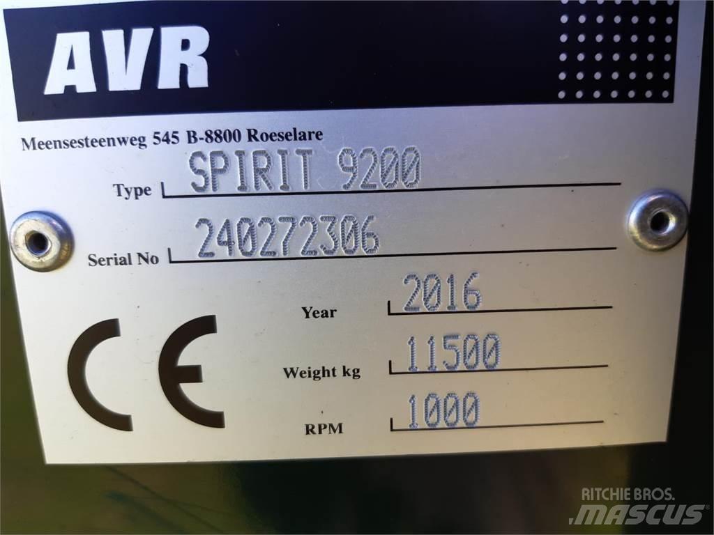 AVR SPIRIT 9200 حفارات وحصادات البطاطس