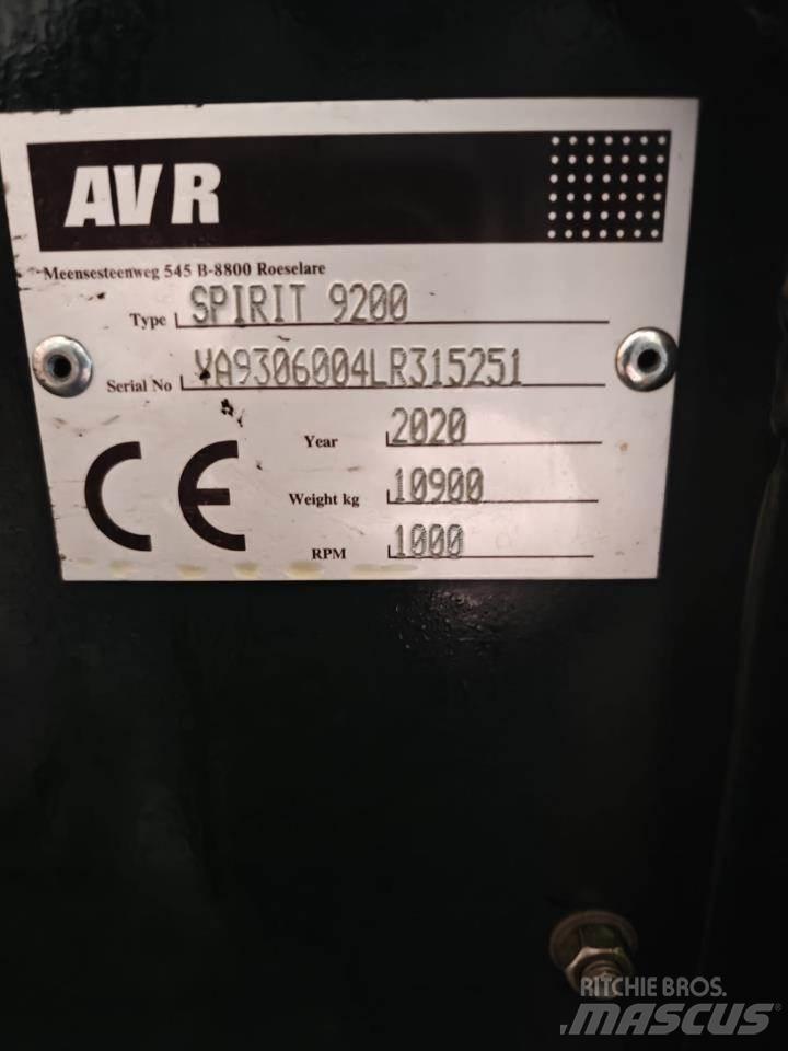 AVR SPIRIT 9200 حفارات وحصادات البطاطس