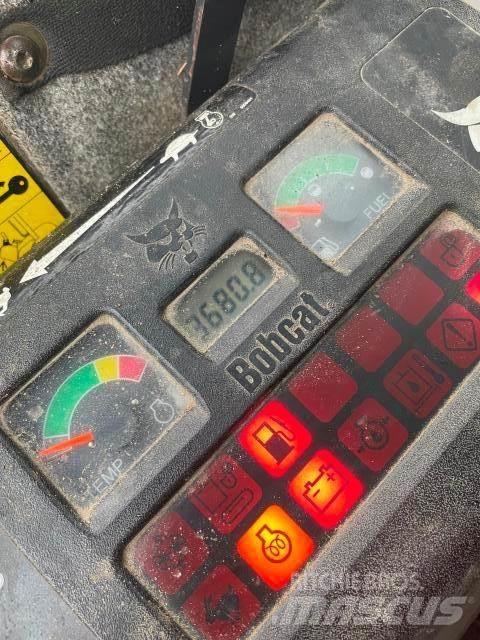 Bobcat 328 حفارات صغيرة أقل من 7 طن (حفارات صغيرة)
