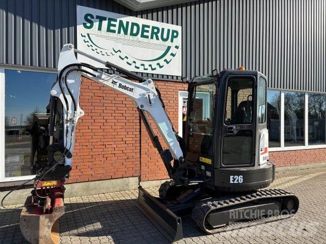 Bobcat E26 لوادر صغيرة