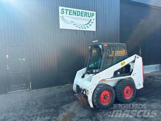 Bobcat S130 لوادر صغيرة