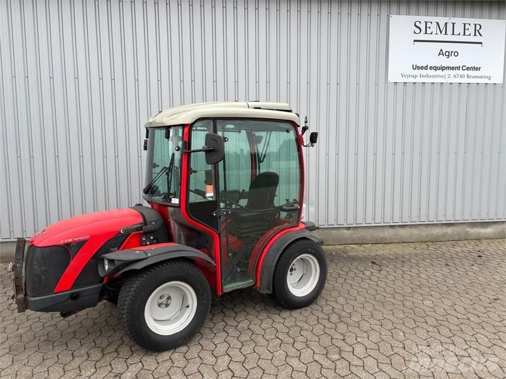 Carraro TTR 4400 جرارات مدمجة