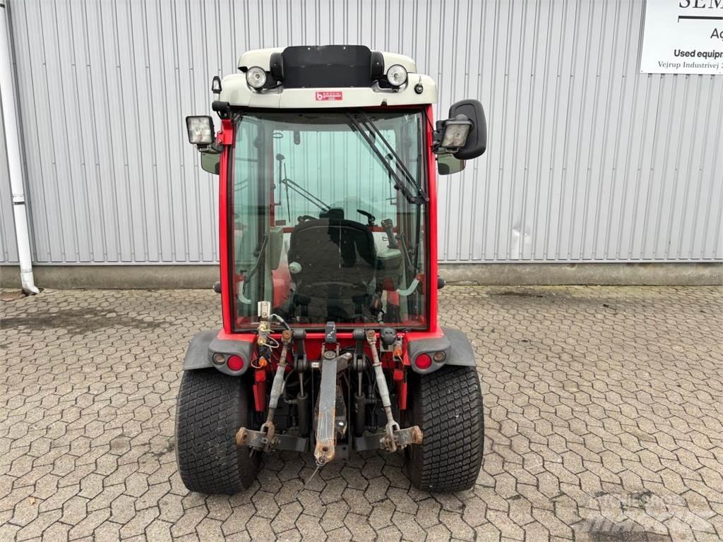 Carraro TTR 4400 جرارات مدمجة