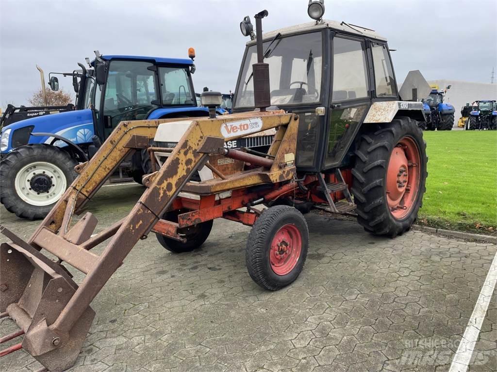 Case IH 1390 الجرارات