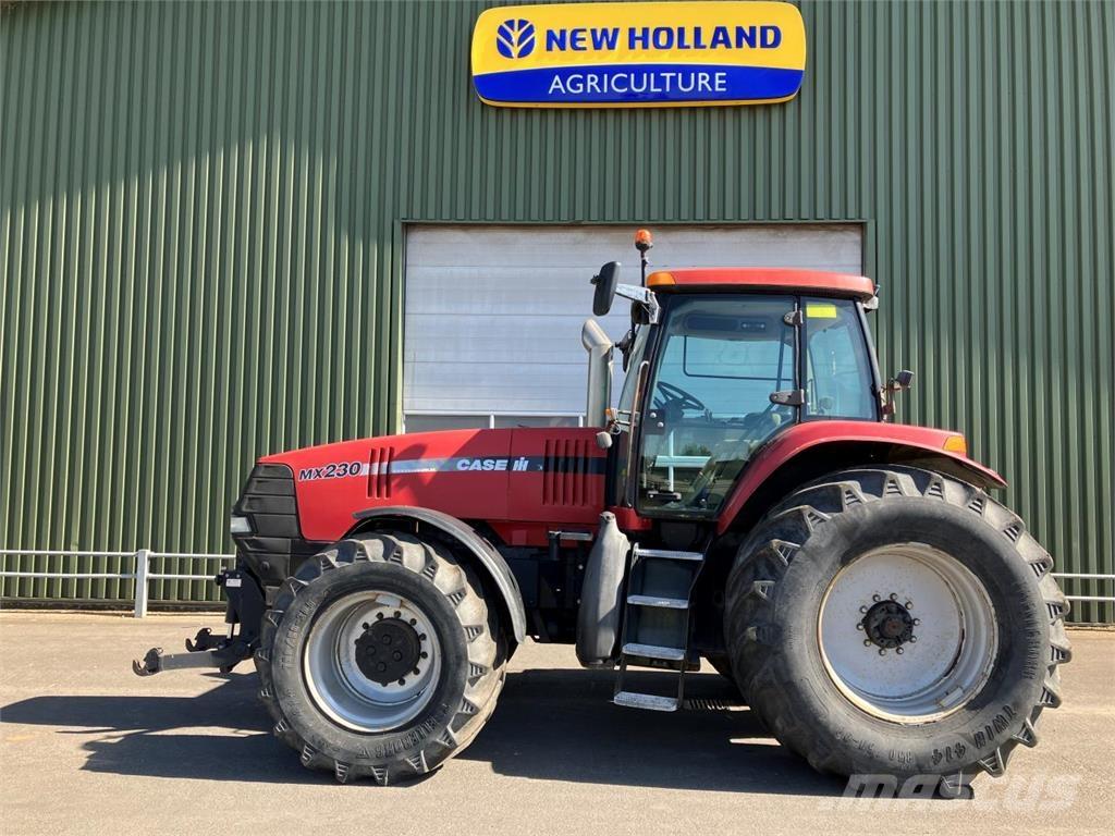 Case IH 230 الجرارات