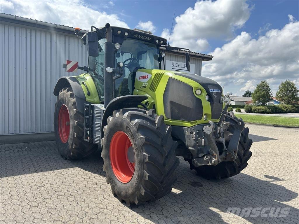CLAAS AXION 870 الجرارات