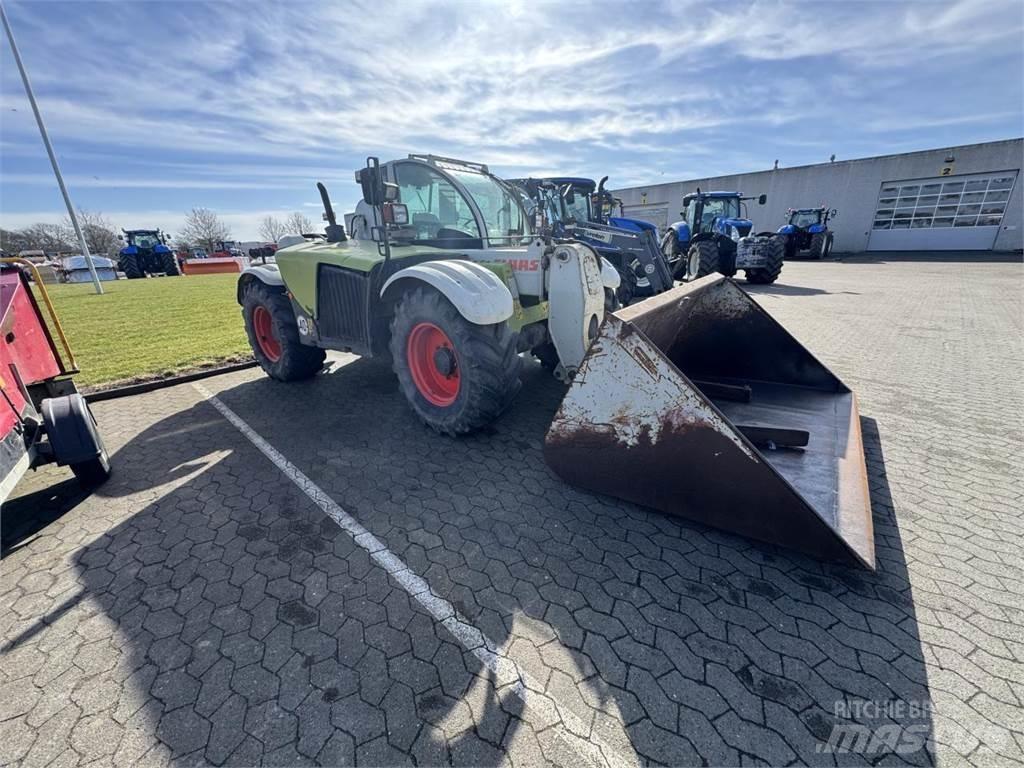 CLAAS TARGO K60 مناولات متداخلة