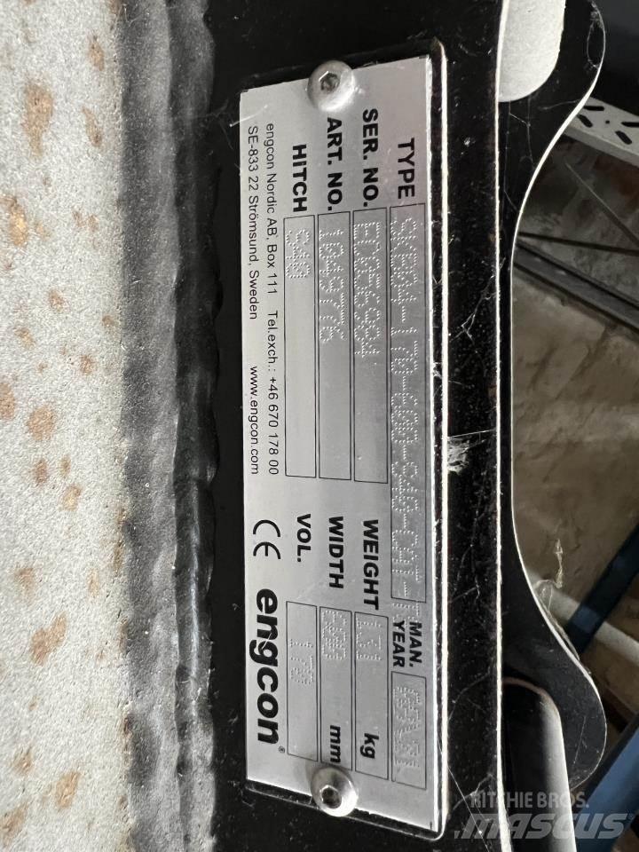 Engcon SKB04 دلاء