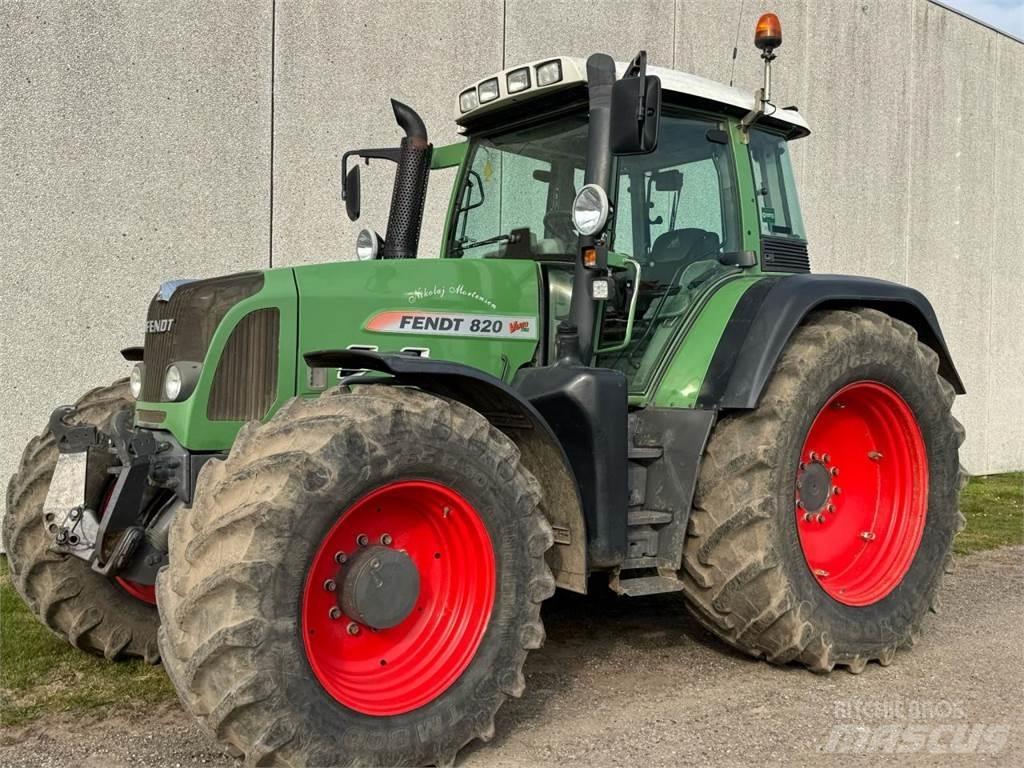 Fendt VARIO 820 الجرارات