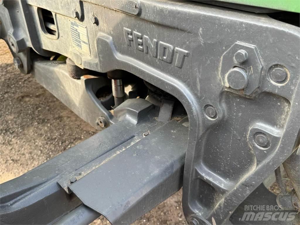 Fendt VARIO 820 الجرارات