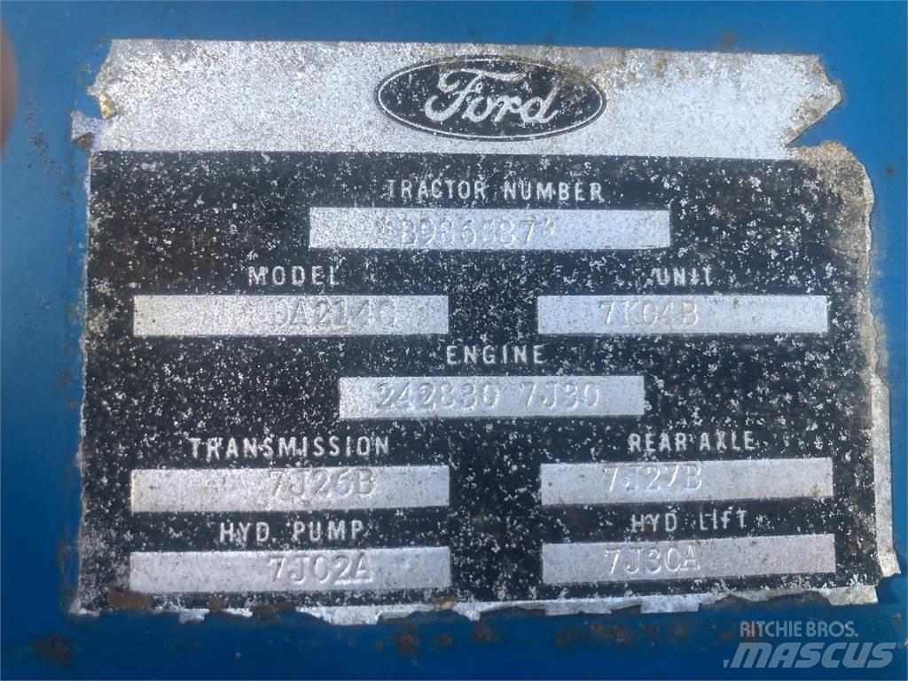 Ford 4600 الجرارات