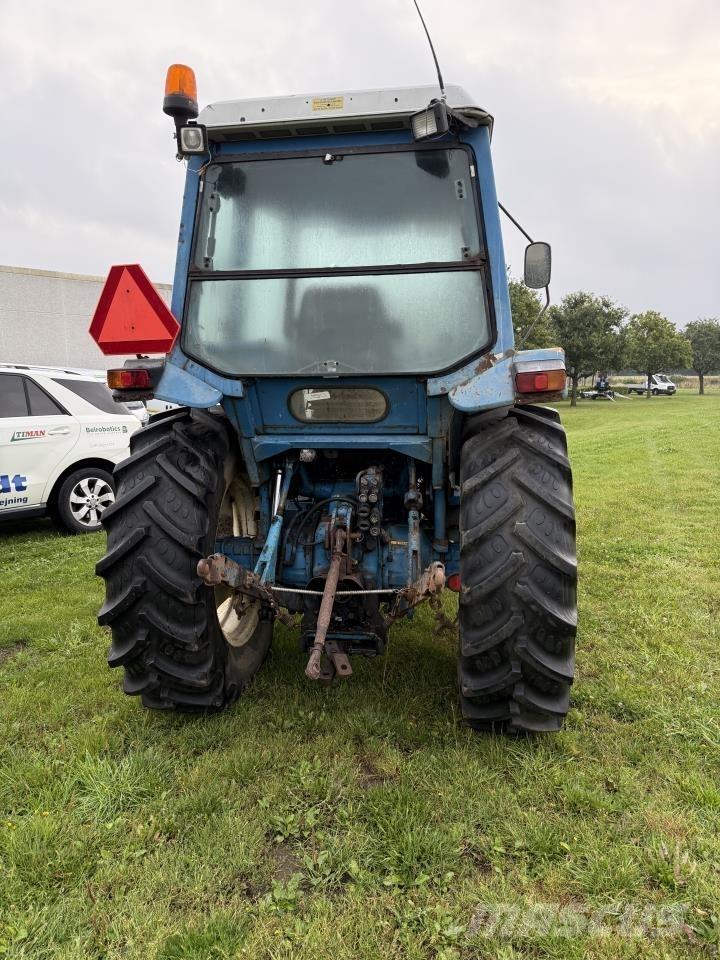 Ford 6710 الجرارات