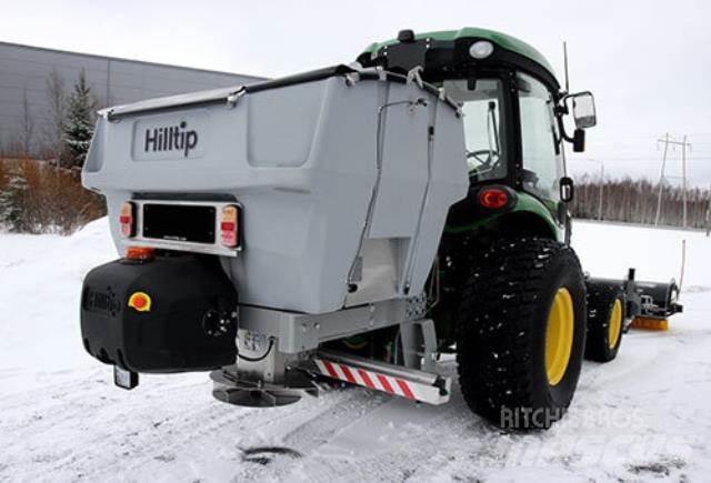 Hilltip 900TR معدات نشر الرمال والملح