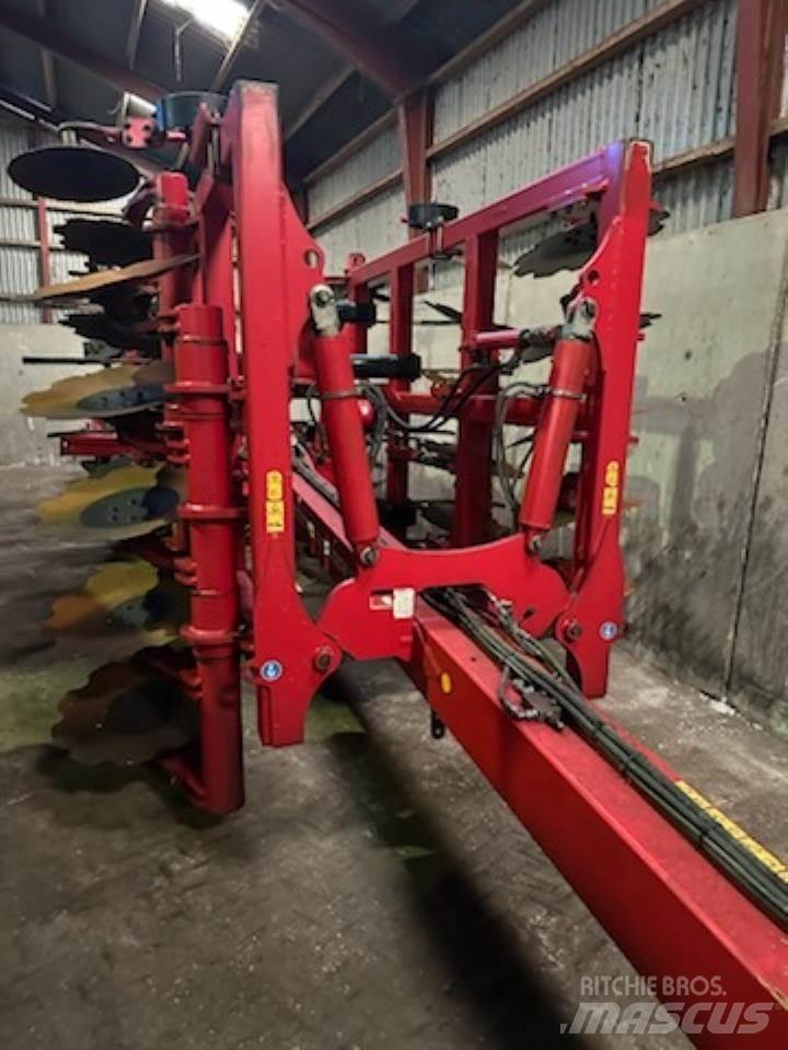 Horsch TIGER 4 MT زحافات ساحقة