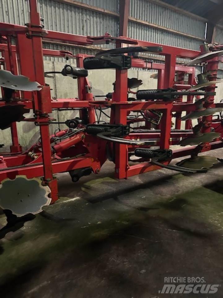Horsch TIGER 4 MT زحافات ساحقة